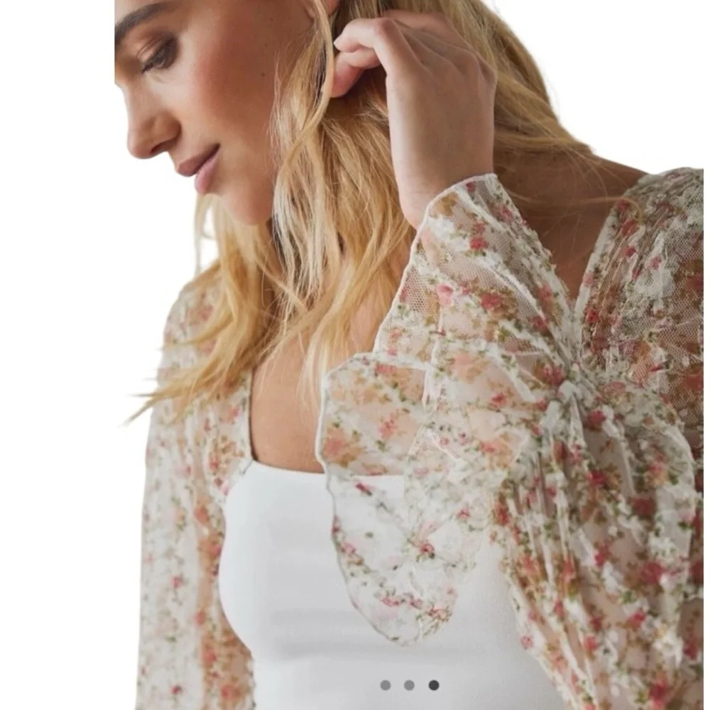Free People Gimme Butterflies Top Medium Floral Sheer Puff Sleeve Cottagecore